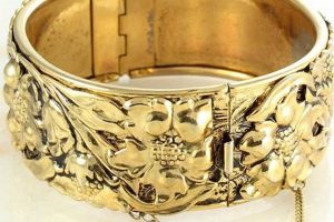 Timeless Style: Vintage Gold Cuff Bracelet Beauty Safem Fabrication - Precision Engineering & Custom Manufacturing Solutions Timeless Style: Vintage Gold Cuff Bracelet Beauty | Safem Fabrication - Precision Engineering & Custom Manufacturing Solutions