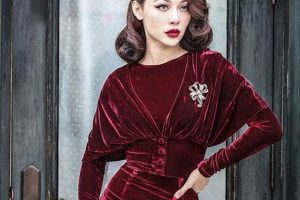 Own the Past: Vintage Dress Velvet Styles You'll Love! Vintage Treasures: Discover Rare Antiques, Collectibles & Retro Finds Own the Past: Vintage Dress Velvet Styles You'll Love! | Vintage Treasures: Discover Rare Antiques, Collectibles & Retro Finds