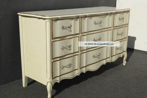 Timeless French Provincial Vintage Dresser Style + Decor Vintage Treasures: Discover Rare Antiques, Collectibles & Retro Finds Timeless French Provincial Vintage Dresser Style + Decor | Vintage Treasures: Discover Rare Antiques, Collectibles & Retro Finds