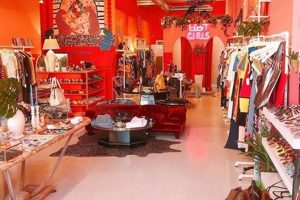 Shop Timeless Style: Vintage Clothes Milan Finds Vintage Treasures: Discover Rare Antiques, Collectibles & Retro Finds Shop Timeless Style: Vintage Clothes Milan Finds | Vintage Treasures: Discover Rare Antiques, Collectibles & Retro Finds