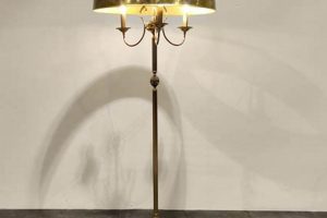 Light Up History: Vintage Brass Floor Lamp Style Vintage Treasures: Discover Rare Antiques, Collectibles & Retro Finds Light Up History: Vintage Brass Floor Lamp Style | Vintage Treasures: Discover Rare Antiques, Collectibles & Retro Finds