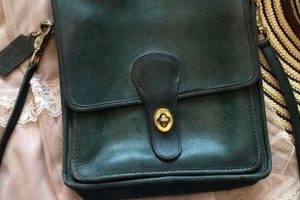 Embrace Timeless Style: Green Vintage Coach Bag Charm Vintage Treasures: Discover Rare Antiques, Collectibles & Retro Finds Embrace Timeless Style: Green Vintage Coach Bag Charm | Vintage Treasures: Discover Rare Antiques, Collectibles & Retro Finds