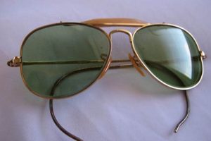 Retro Aviator Glasses: Vintage Style & More Vintage Treasures: Discover Rare Antiques, Collectibles & Retro Finds Retro Aviator Glasses: Vintage Style & More | Vintage Treasures: Discover Rare Antiques, Collectibles & Retro Finds