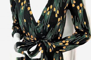 Timeless Style: Vintage DVF Wrap Dress Collection | Vintage Treasures: Discover Rare Antiques, Collectibles & Retro Finds