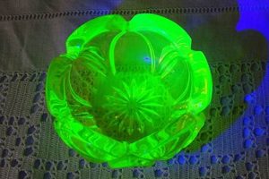 Uranium Glass: Vintage Uranium Glass for Sale Today! Vintage Treasures: Discover Rare Antiques, Collectibles & Retro Finds Uranium Glass: Vintage Uranium Glass for Sale Today! | Vintage Treasures: Discover Rare Antiques, Collectibles & Retro Finds