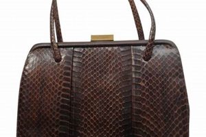 Timeless Style: Vintage Snakeskin Bag & Unique Purses Vintage Treasures: Discover Rare Antiques, Collectibles & Retro Finds Timeless Style: Vintage Snakeskin Bag & Unique Purses | Vintage Treasures: Discover Rare Antiques, Collectibles & Retro Finds