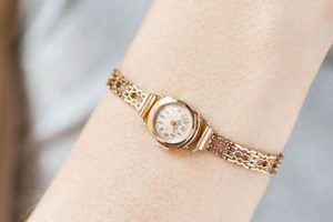 Buy Antique Small Watches: A Vintage Watch Guide | Vintage Treasures: Discover Rare Antiques, Collectibles & Retro Finds