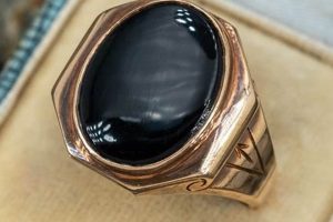 Timeless Vintage Men Rings: Style &amp; History | Vintage Treasures: Discover Rare Antiques, Collectibles & Retro Finds