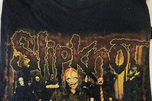 Rare Vintage Slipknot Shirt: Collector's Item! Vintage Treasures: Discover Rare Antiques, Collectibles & Retro Finds Rare Vintage Slipknot Shirt: Collector's Item! | Vintage Treasures: Discover Rare Antiques, Collectibles & Retro Finds