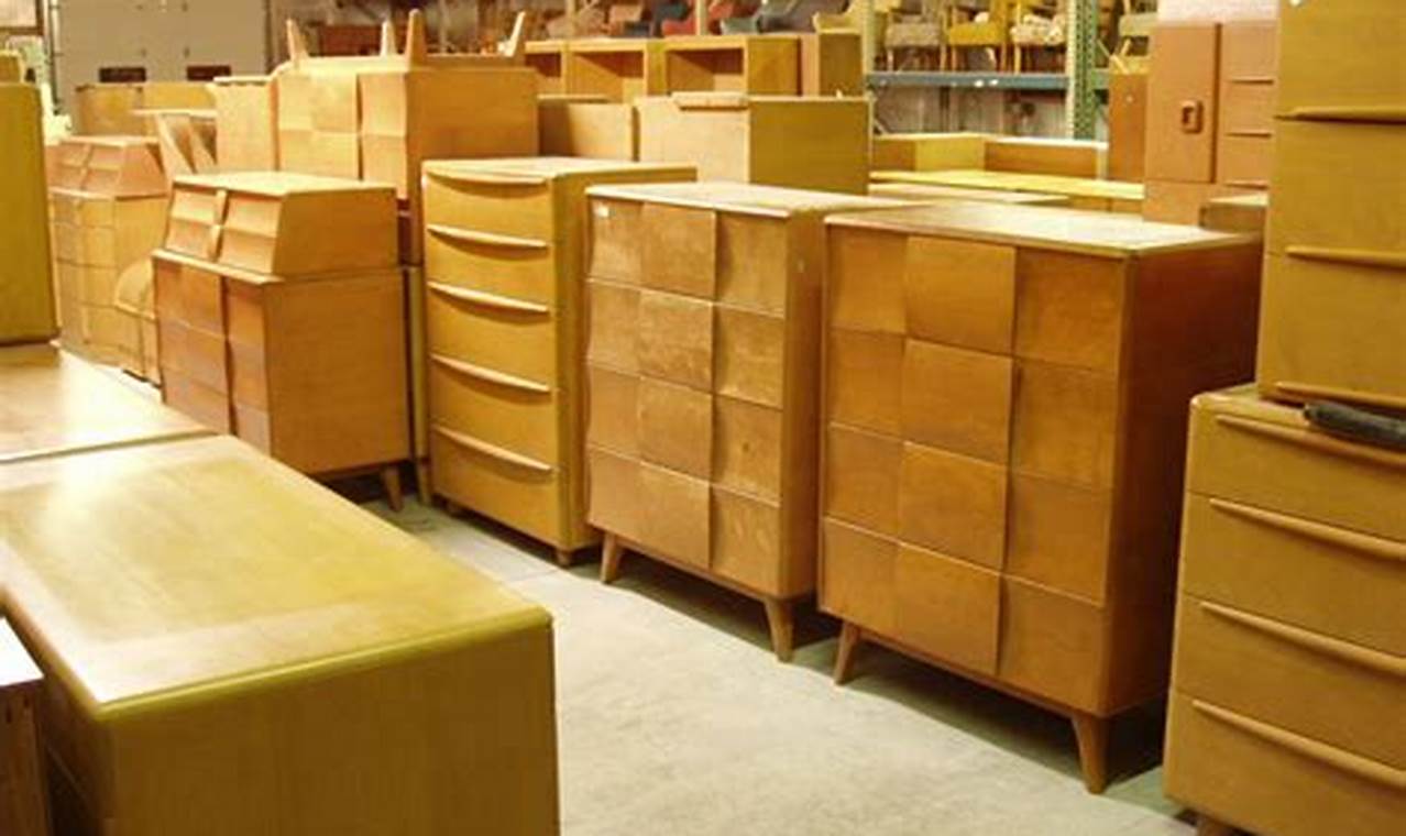 Discover Heywood Wakefield Vintage Furniture: Timeless Style Vintage Treasures: Discover Rare Antiques, Collectibles & Retro Finds Discover Heywood Wakefield Vintage Furniture: Timeless Style | Vintage Treasures: Discover Rare Antiques, Collectibles & Retro Finds