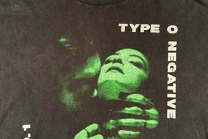 Rare Find: Type O Negative Shirt Vintage Collection | Vintage Treasures: Discover Rare Antiques, Collectibles & Retro Finds