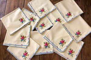 Shop Elegant Cloth Napkins Vintage Styles Now! | Vintage Treasures: Discover Rare Antiques, Collectibles & Retro Finds