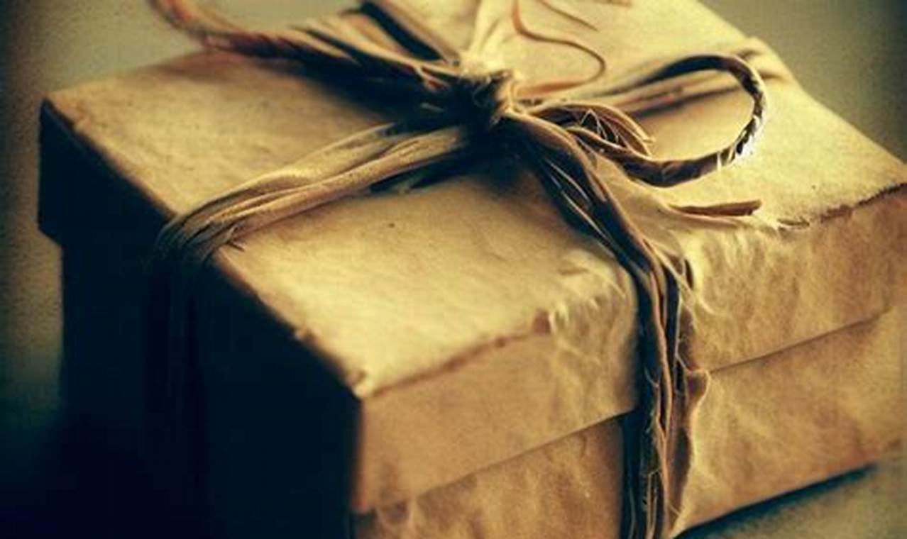 Timeless Treasures: Vintage Gift Box Delights! | Vintage Treasures: Discover Rare Antiques, Collectibles & Retro Finds