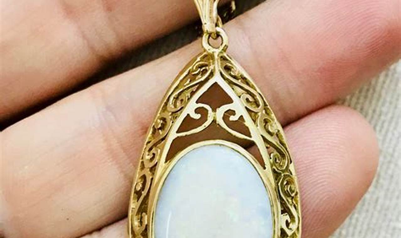 Timeless Gold Vintage Jewelry: Antique Styles & More | Vintage Treasures: Discover Rare Antiques, Collectibles & Retro Finds
