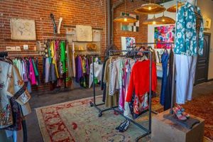 Shop Vintage Clothing Kansas City: Unique Finds! | Vintage Treasures: Discover Rare Antiques, Collectibles & Retro Finds