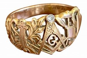 Antique Vintage Masonic Rings with Diamond: Gems of History | Vintage Treasures: Discover Rare Antiques, Collectibles & Retro Finds