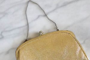 Shop Timeless Vintage Gold Clutches Today! | Vintage Treasures: Discover Rare Antiques, Collectibles & Retro Finds