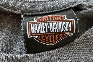 Find Your Classic: Harley Davidson T Shirt Vintage Style Vintage Treasures: Discover Rare Antiques, Collectibles & Retro Finds Find Your Classic: Harley Davidson T Shirt Vintage Style | Vintage Treasures: Discover Rare Antiques, Collectibles & Retro Finds