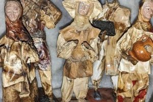 Collecting Vintage Mexican Paper Mache Figures - Folk Art Vintage Treasures: Discover Rare Antiques, Collectibles & Retro Finds Collecting Vintage Mexican Paper Mache Figures - Folk Art | Vintage Treasures: Discover Rare Antiques, Collectibles & Retro Finds