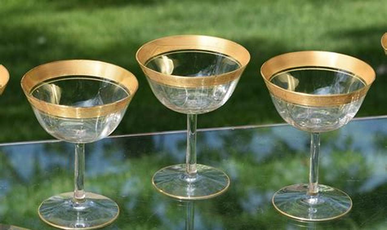 Collectible Vintage Gold Rimmed Glassware: Timeless Elegance | Vintage Treasures: Discover Rare Antiques, Collectibles & Retro Finds