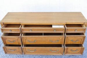 Find Your Perfect Vintage Thomasville Dresser Today! | Vintage Treasures: Discover Rare Antiques, Collectibles & Retro Finds