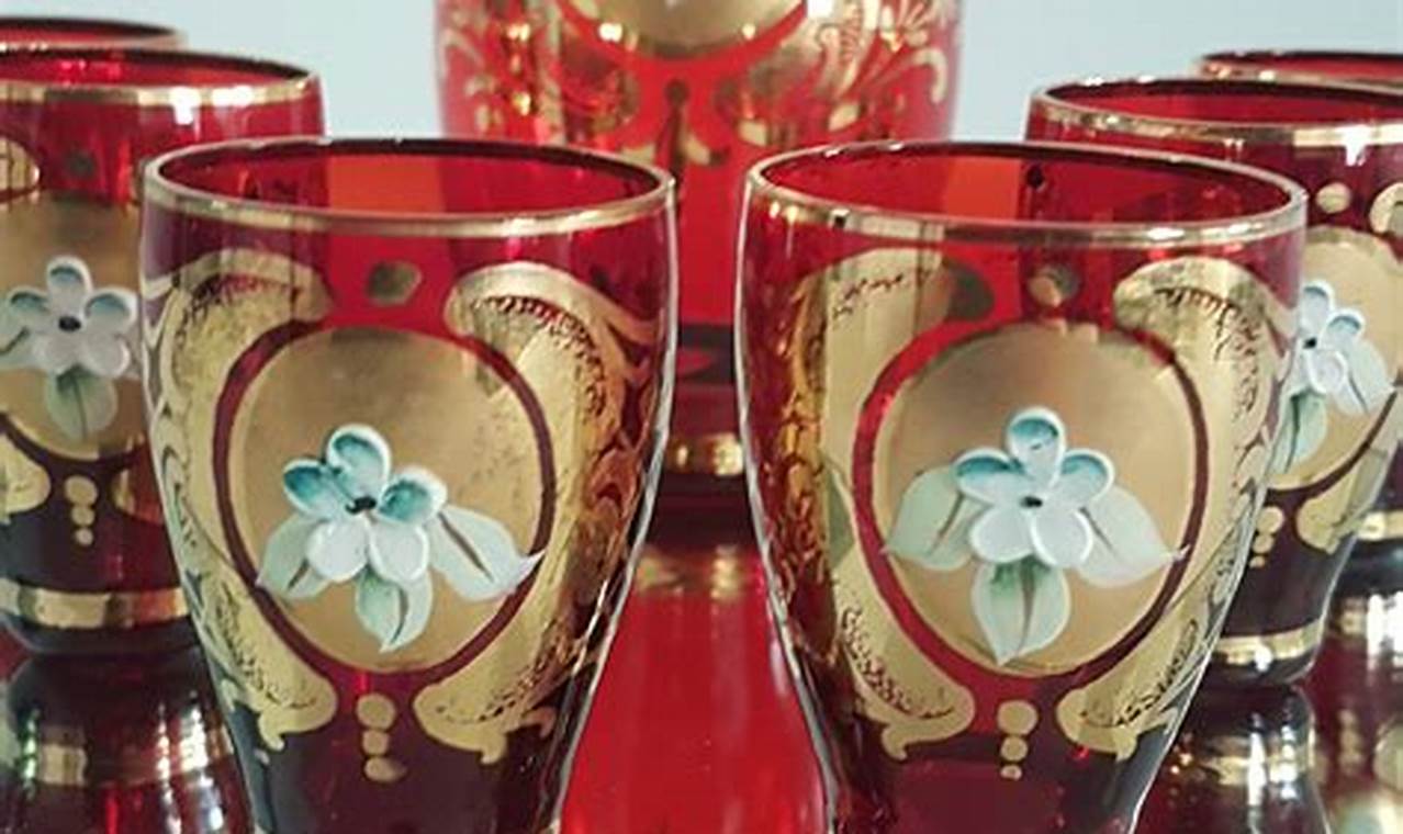 Buy Antique Red Glass Decanter Now: Vintage Style! | Vintage Treasures: Discover Rare Antiques, Collectibles & Retro Finds