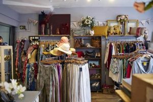 Oakland's Best Vintage Stores: Discover Retro Finds Near You! | Vintage Treasures: Discover Rare Antiques, Collectibles & Retro Finds