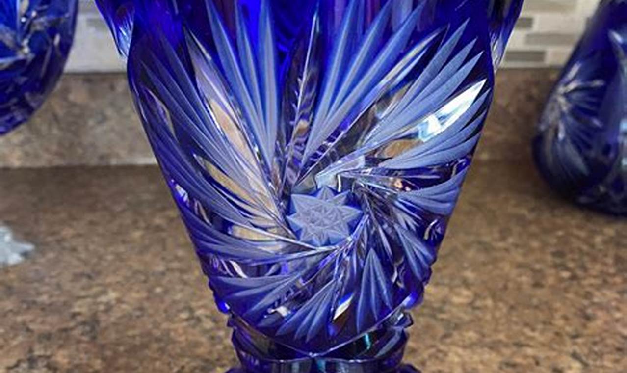 Discover Cobalt Blue Vintage Glass: History & Beauty | Vintage Treasures: Discover Rare Antiques, Collectibles & Retro Finds