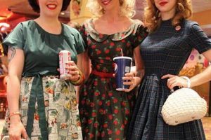 Shop Classic Vintage Vegas Clothing Styles Today! | Vintage Treasures: Discover Rare Antiques, Collectibles & Retro Finds