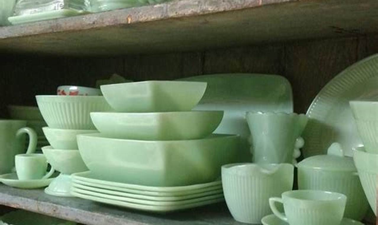 Buy Green Vintage Glass: Styles & Values + | Vintage Treasures: Discover Rare Antiques, Collectibles & Retro Finds