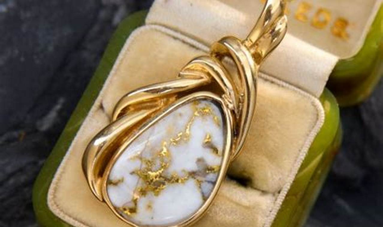 Timeless Vintage Gold Pendants: Antique Charms | Vintage Treasures: Discover Rare Antiques, Collectibles & Retro Finds