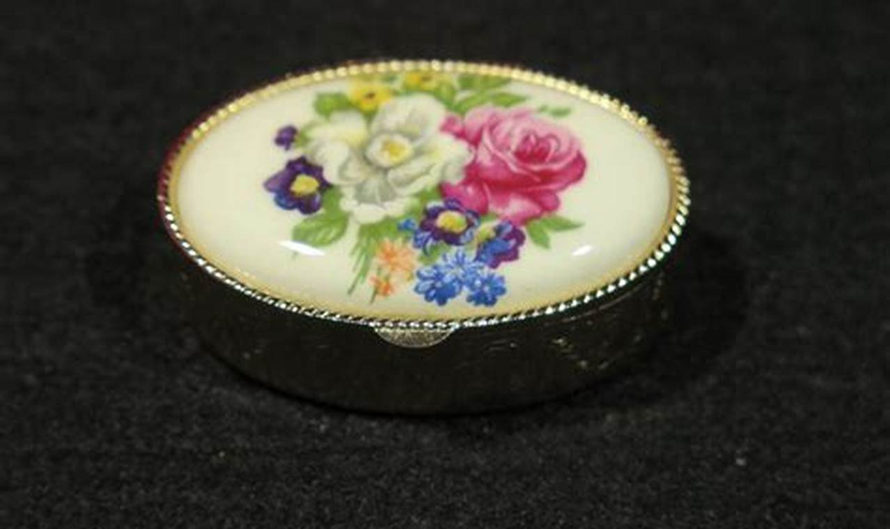 Antique Vintage Pill Box Finds: Style & Storage | Vintage Treasures: Discover Rare Antiques, Collectibles & Retro Finds
