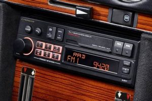 Retro Sounds: Vintage Look Car Stereo for Your Classic Ride | Vintage Treasures: Discover Rare Antiques, Collectibles & Retro Finds